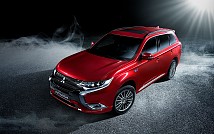 4_Outlander_PHEV_MY20.jpg