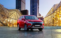 7_Outlander_PHEV_MY20.jpg