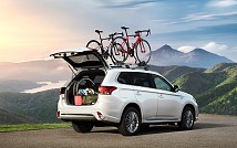 2_Outlander_PHEV_MY20.jpg