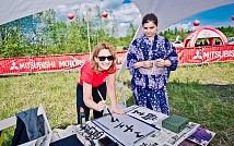 02_8393.jpg