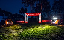 02_8871.jpg