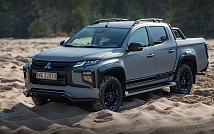 l200stark_01.jpg