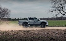 l200stark_06.jpg